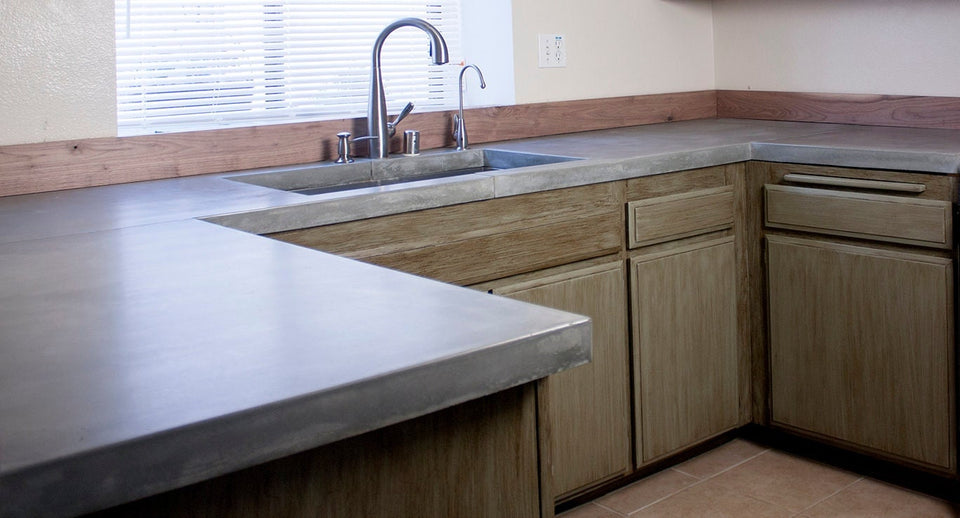 Unique custom concrete kitchen and bath countertops and accessories in modern and rustic styles. simple, ConcreteDesign, Modern HomeDecor.