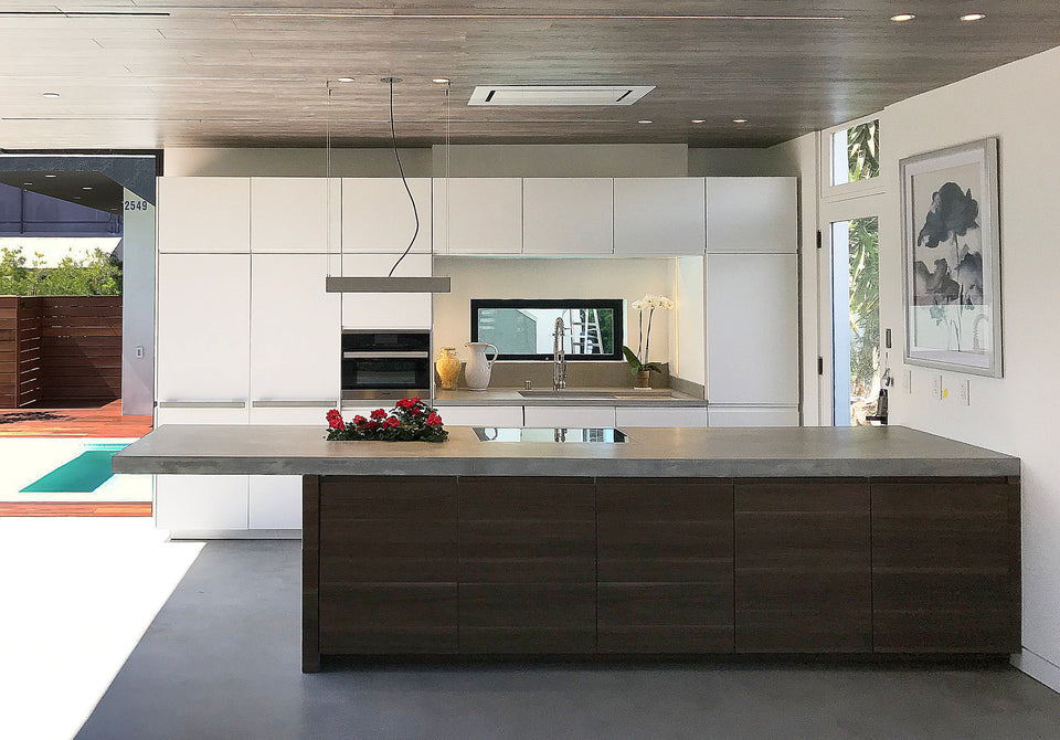 Unique custom concrete kitchen and bath countertops and accessories in modern and rustic styles. simple, ConcreteDesign, Modern HomeDecor.