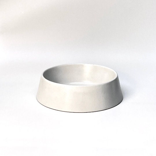 Handmade dog bowl, Eco-friendly, Waterproof Concrete Dog Bowl: Handcrafted Pet Feeding Solution with Sustainability in Mind