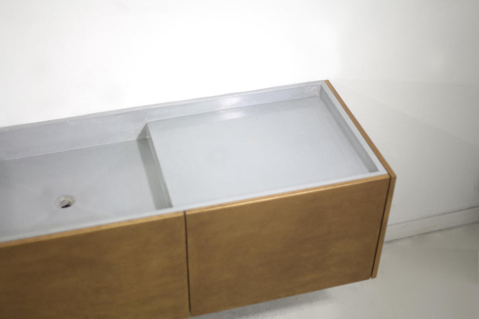 Concrete Sink and Vanity, Wall hang floating, Elegant, Minimalistic, bathroom idea, modern look, simple, handmade, artisan concrete, wood