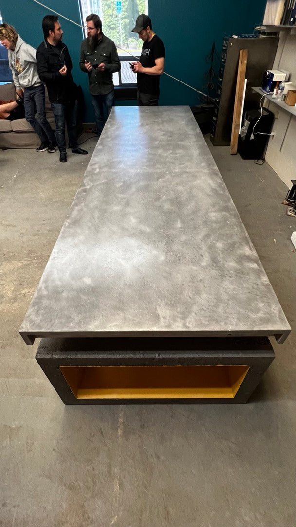 Exploring the Benefits of Post-Tensioned Concrete Tables: A Guide to D